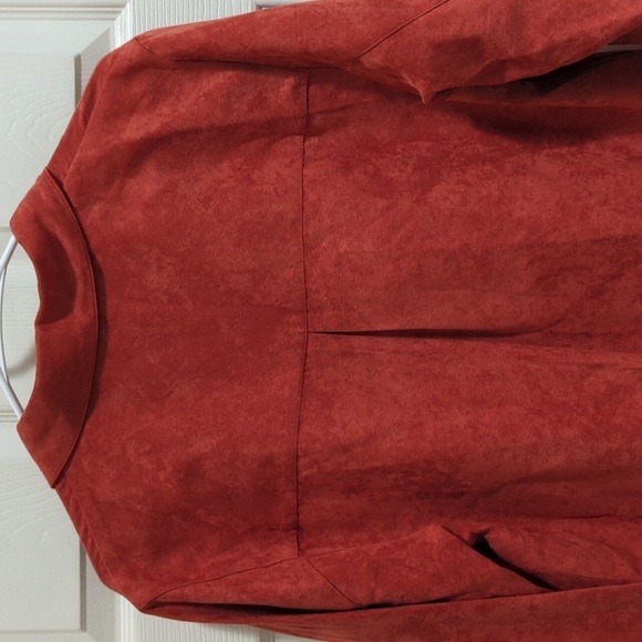 Parisian Works Women's Salmon Long Sleeve Button Down Faux Suede Shirt Size Med - Picture 7 of 10